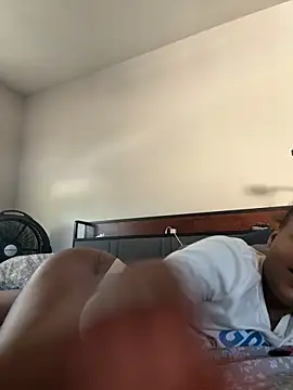 PrettyBabriexox online show from 10.03.25