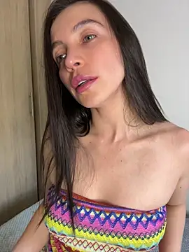 karinasantos  online show from 05.04.26