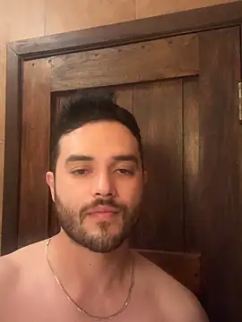 Snapshot of acmello83 chatting on 04.28.26 acmello83 online show from 04.28.26