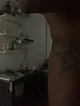 Snapshot of envolvemteX chatting on 02.23.26 envolvemteX online show from 02.23.26