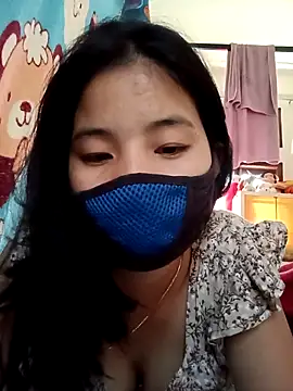 babyjunee12 online show from 02.18.26