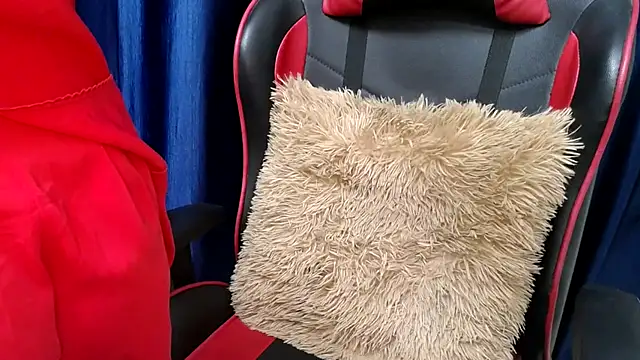 niya-cute online show from 10.23.25