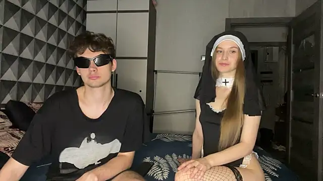 merycouple online show from 04.23.26