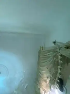 Snapshot of amnnnnnnnnnnn chatting on 11.17.25 amnnnnnnnnnnn online show from 11.17.25