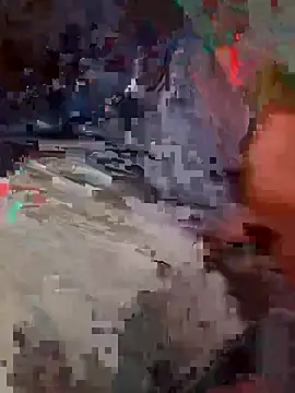 Snapshot of amnnnnnnnnnnn chatting on 11.27.25 amnnnnnnnnnnn online show from 11.27.25