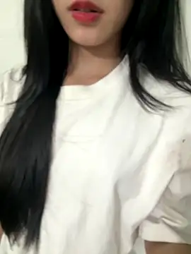 Snapshot of Desi_sara chatting on 09.19.25 Desi sara online show from 09.19.25