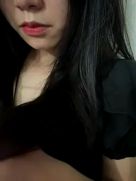 Snapshot of Desi_sara chatting on 09.28.25 Desi sara online show from 09.28.25