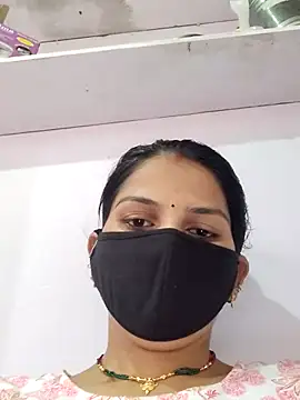 poojam93 online show from 10.08.25