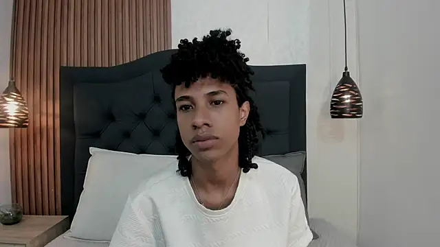 Snapshot of Johan_gz_ chatting on 07.10.26 Johan gz online show from 07.10.26