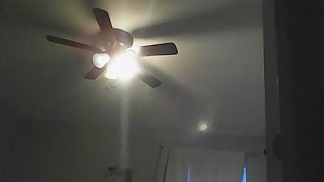 sarahkat86 online show from 04.26.26