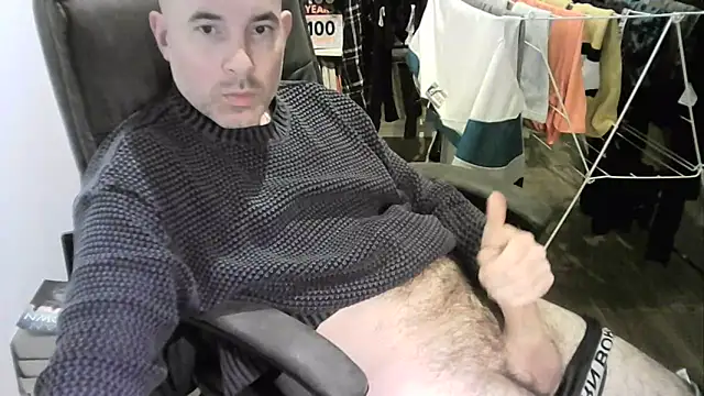 Snapshot of Chrisprngr chatting on 03.09.26 Chrisprngr online show from 03.09.26