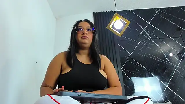 AriaBelle online show from 04.29.26