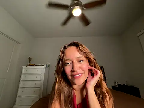 Snapshot of eurydicee chatting on 11.07.25 eurydicee online show from 11.07.25