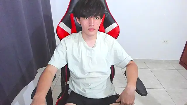 Snapshot of eren_188 chatting on 09.16.25 eren 188 online show from 09.16.25