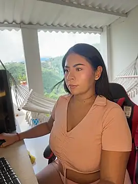 samanthahut1 online show from 05.06.26