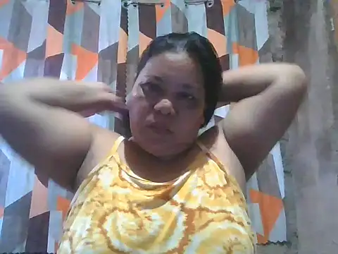 Snapshot of xxbernxxx chatting on 05.17.26 xxbernxxx online show from 05.17.26