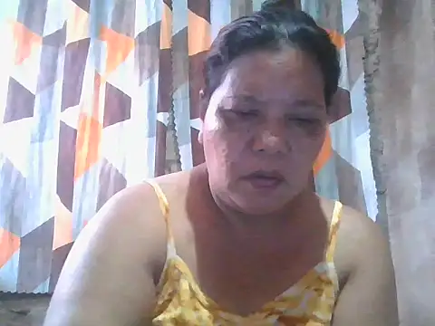 Snapshot of xxbernxxx chatting on 05.24.26 xxbernxxx online show from 05.24.26