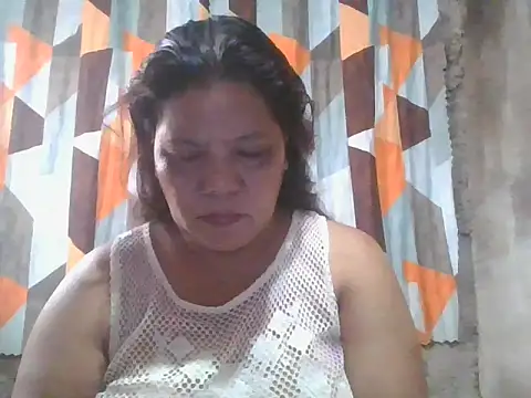 Snapshot of xxbernxxx chatting on 05.24.26 xxbernxxx online show from 05.24.26