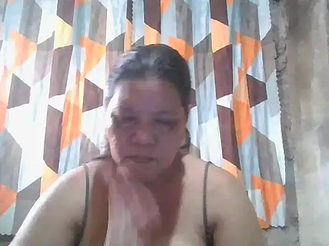 Snapshot of xxbernxxx chatting on 06.02.26 xxbernxxx online show from 06.02.26