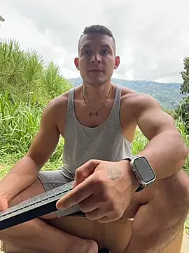 Marco Vega online show from 11.04.25