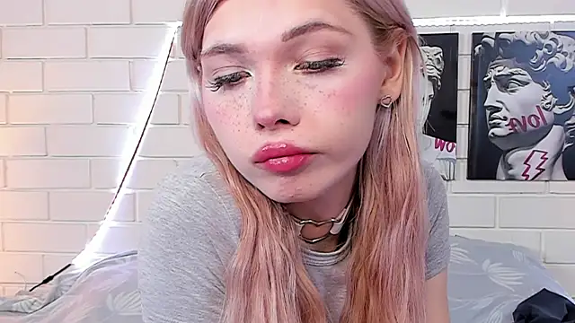 Blondy Fina online show from 09.10.25