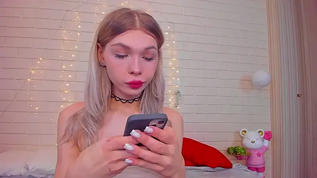 Blondy Fina online show from 02.03.26