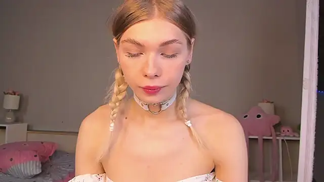 Blondy Fina online show from 06.09.26