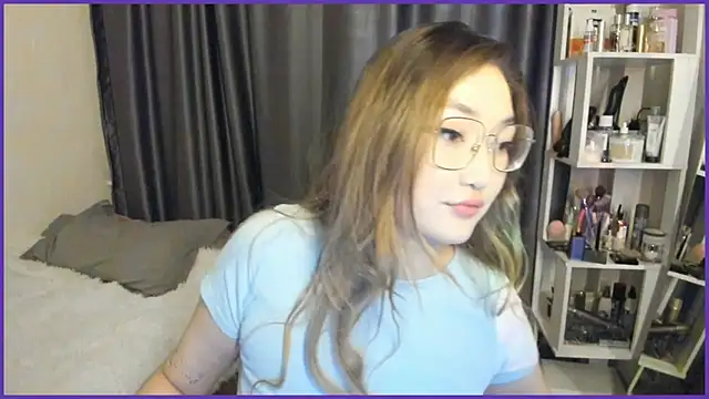 lyra x online show from 10.08.25