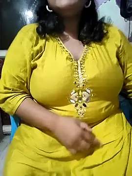 Snapshot of Swapna_Hyd chatting on 09.24.25 Swapna Hyd online show from 09.24.25