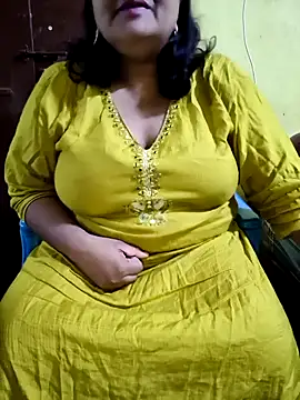 Snapshot of Swapna_Hyd chatting on 10.03.25 Swapna Hyd online show from 10.03.25