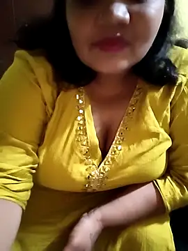 Snapshot of Swapna_Hyd chatting on 10.08.25 Swapna Hyd online show from 10.08.25