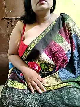 Snapshot of Swapna_Hyd chatting on 10.13.25 Swapna Hyd online show from 10.13.25