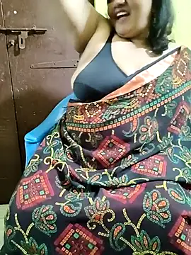 Snapshot of Swapna_Hyd chatting on 11.18.25 Swapna Hyd online show from 11.18.25