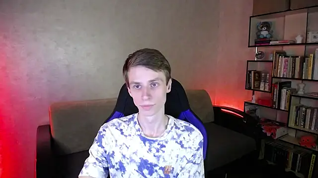 yes cute boy  online show from 09.27.25