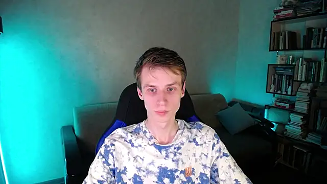 yes cute boy  online show from 02.25.26