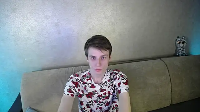 yes cute boy  online show from 03.14.26