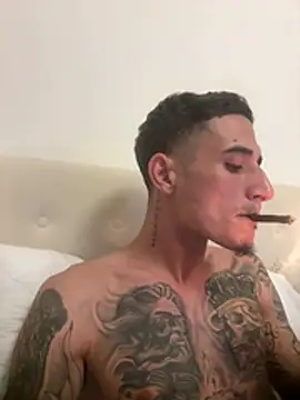 Snapshot of Cuban_4777 chatting on 01.11.26 Cuban 4777 online show from 01.11.26