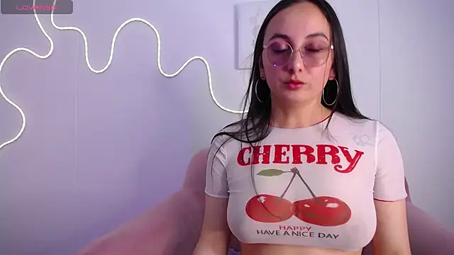 selene swee online show from 07.09.26