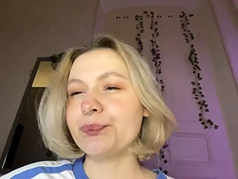 MoonIvy  online show from 07.20.26