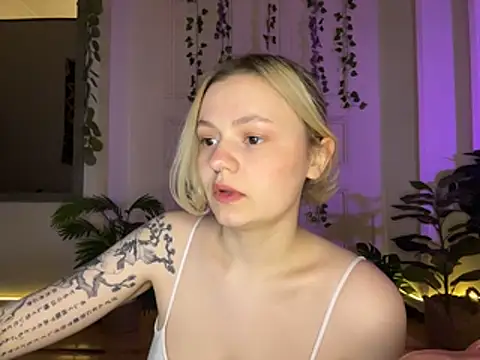 MoonIvy  online show from 08.07.26