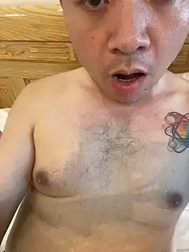 Snapshot of lahungdj12 chatting on 12.21.25 lahungdj12 online show from 12.21.25