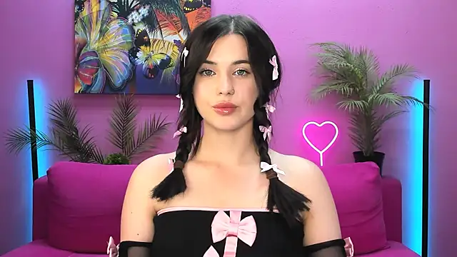 lil angel  online show from 09.23.25