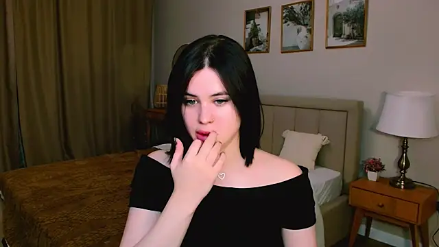 lil angel  online show from 02.11.26