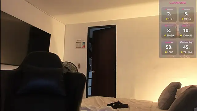 Snapshot of RJBarto chatting on 03.02.26 RJBarto online show from 03.02.26