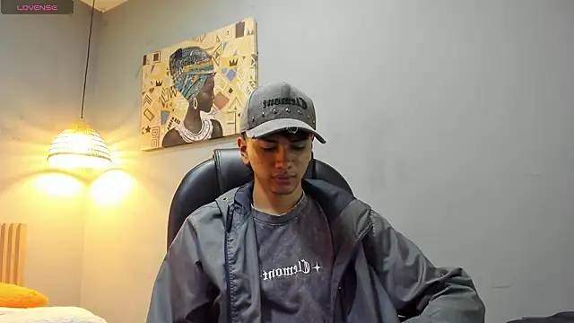 Snapshot of markbowie chatting on 03.21.26 markbowie online show from 03.21.26