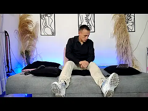 Masterblue hot online show from 12.13.25