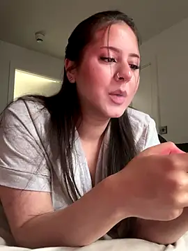 laylabliss online show from 11.12.25