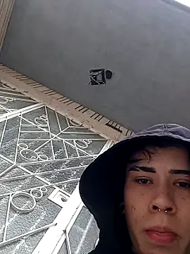 Snapshot of Foxxy_Doll chatting on 10.03.25 Foxxy Doll online show from 10.03.25