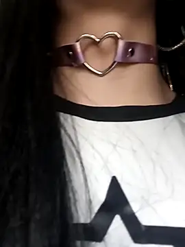 Snapshot of Foxxy_Doll chatting on 10.07.25 Foxxy Doll online show from 10.07.25