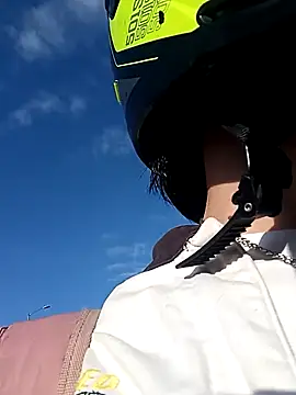 Snapshot of Foxxy_Doll chatting on 11.29.25 Foxxy Doll online show from 11.29.25